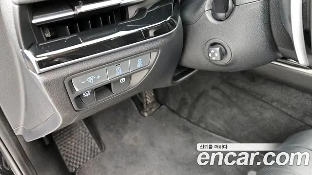 Genesis G80 Бензин 3.5 турбо AWD — Фото автомобиля 15