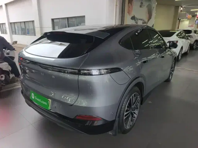 Xpeng G6 — Фото автомобиля 6