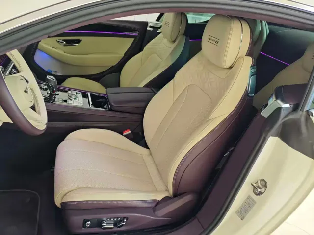 Bentley Continental — Фото автомобиля 7
