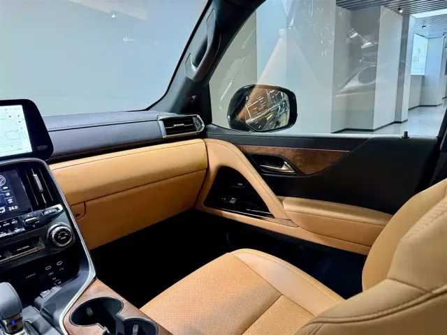 Lexus LX — Фото автомобиля 25