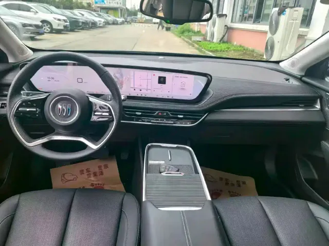 Buick LaCrosse — Фото автомобиля 5