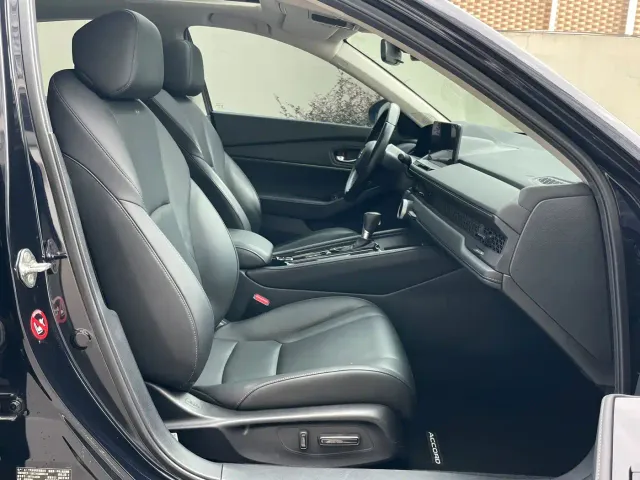 Honda Accord — Фото автомобиля 10