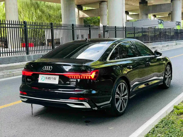 Audi A6L — Фото автомобиля 5