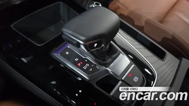Audi Q5 FY — Фото автомобиля 12