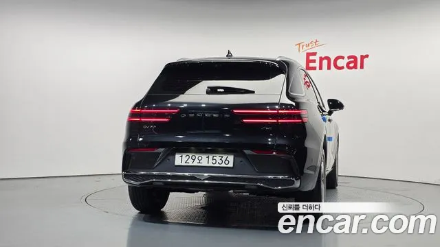 Genesis GV70 2.5T Бензин AWD — Фото автомобиля 4
