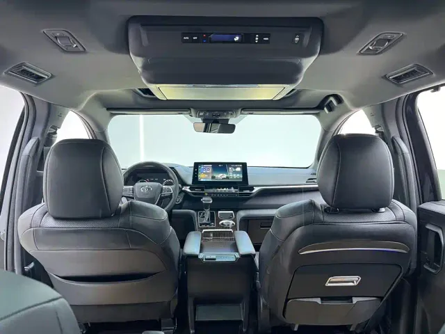 Toyota Granvia — Фото автомобиля 20