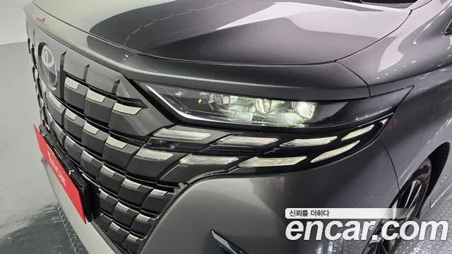 Toyota Alphard — Фото автомобиля 18
