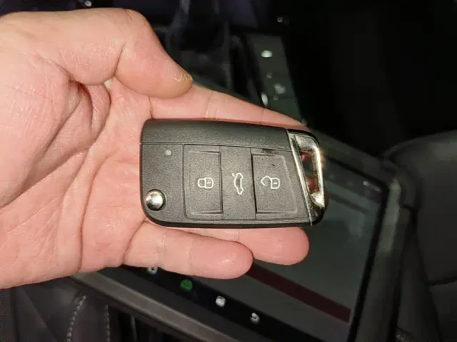 Volkswagen Passat — Фото автомобиля 8
