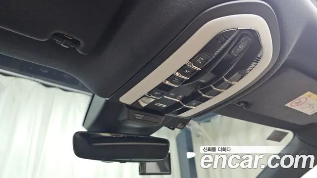 Porsche Macan — Фото автомобиля 26