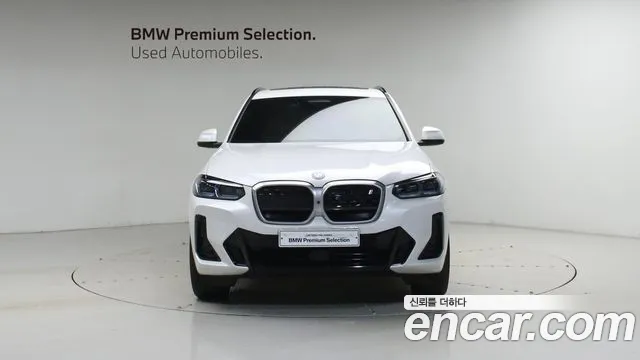 BMW iX3 G08 (2020–2024) — Фото автомобиля 2