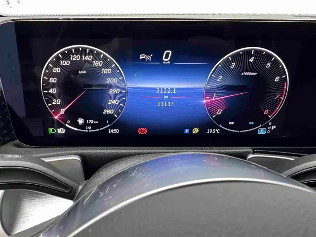 Mercedes-Benz GLB-Class — Фото автомобиля 11