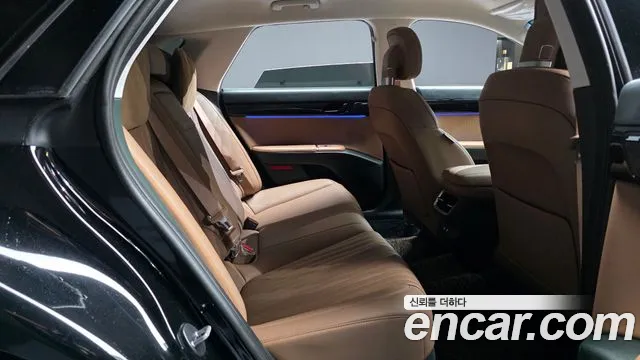Hyundai Grandeur GN7 — Фото автомобиля 11