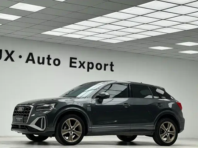 Audi Q2L — Фото автомобиля 28