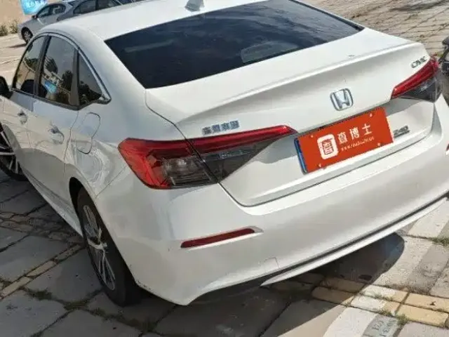 Honda Civic — Фото автомобиля 2