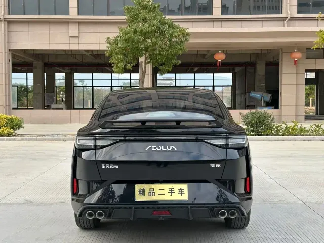 Dongfeng Yixuan — Фото автомобиля 8