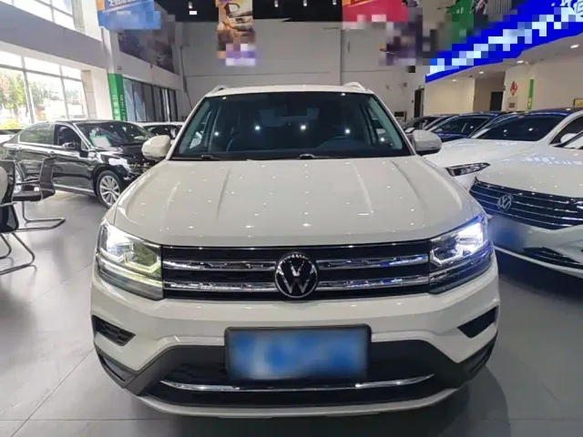Volkswagen Tharu — Фото автомобиля 2