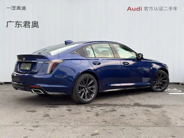Cadillac CT5 — Фото автомобиля 6