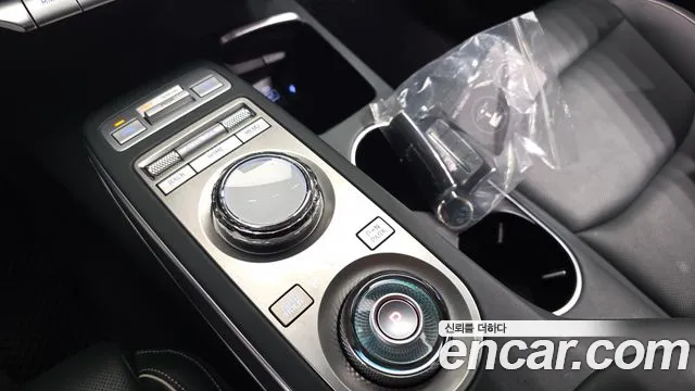 Genesis GV70 Electrified GV70 — Фото автомобиля 9