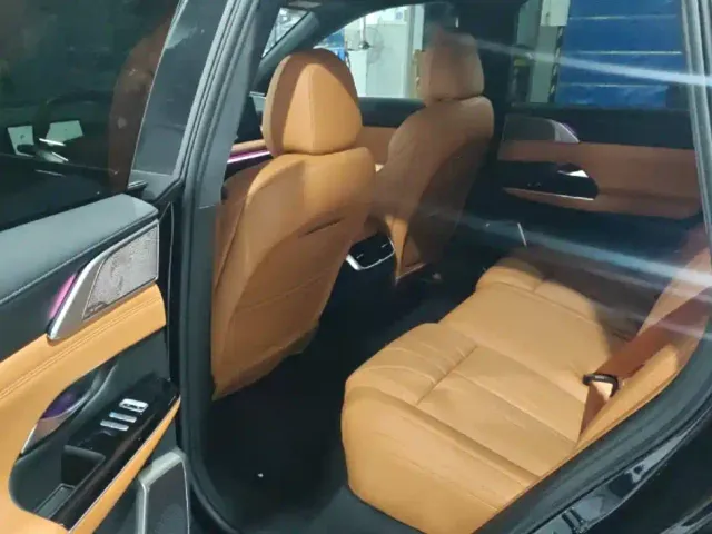 Xpeng G9 — Фото автомобиля 5