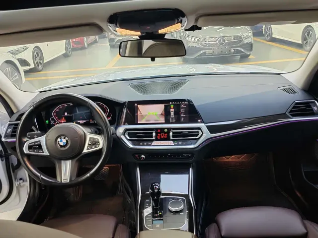 BMW 3 Series — Фото автомобиля 13