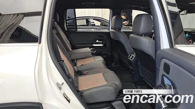 Mercedes-Benz EQB X243 — Фото автомобиля 18