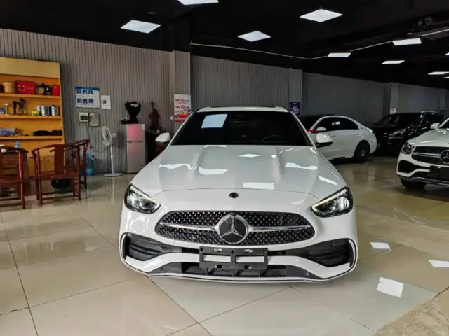 Mercedes-Benz C-Class — Фото автомобиля 2