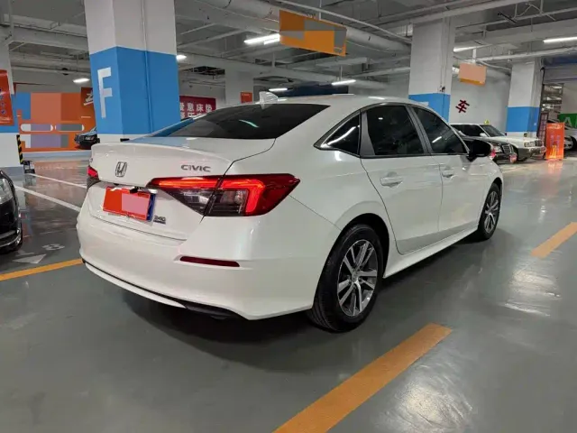 Honda Civic — Фото автомобиля 4