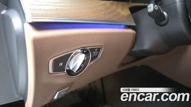 Mercedes-Benz E-Class W213 — Фото автомобиля 26