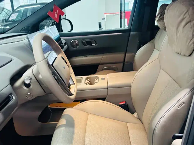 Li Auto i6 — Фото автомобиля 7