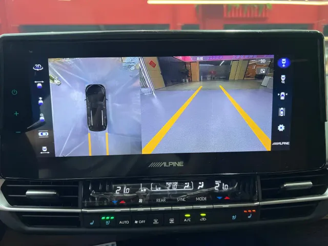 Toyota Sienna — Фото автомобиля 8