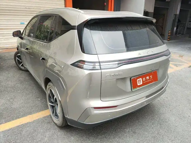 GAC Aion Y — Фото автомобиля 4