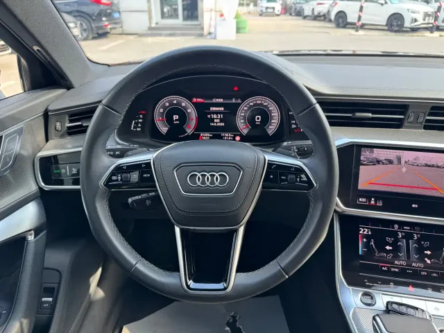 Audi A6L — Фото автомобиля 10