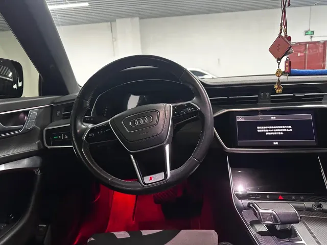 Audi A6L — Фото автомобиля 5