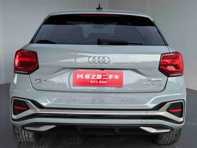 Audi Q2L — Фото автомобиля 4