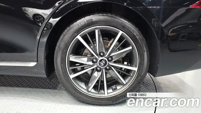 Hyundai Grandeur Grandeur (New) — Фото автомобиля 6