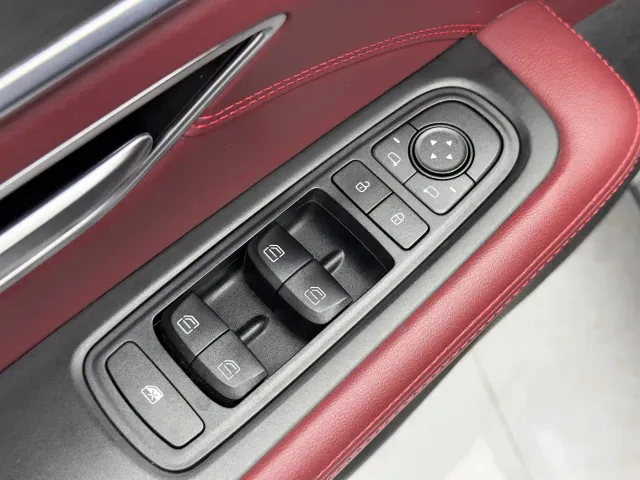 Jetour X70 Plus — Фото автомобиля 12