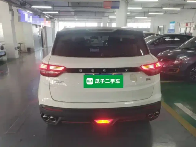 Geely Binyue — Фото автомобиля 5