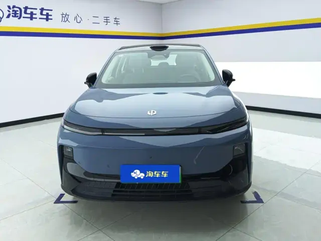 Leapmotor B10 — Фото автомобиля 2
