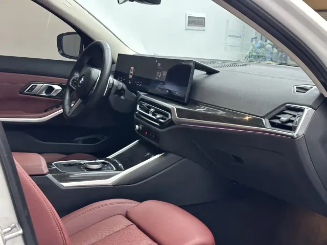 BMW 3 Series — Фото автомобиля 16