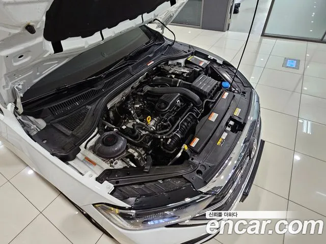 Volkswagen Jetta — Фото автомобиля 6