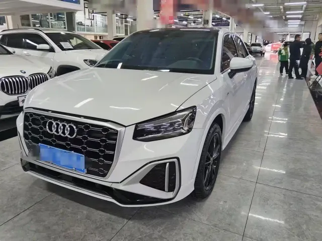 Фотография автомобиля — Audi Q2L