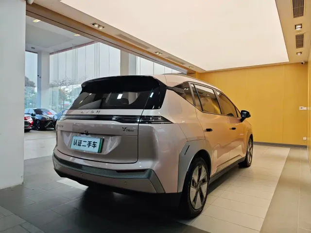 GAC Aion Y — Фото автомобиля 29