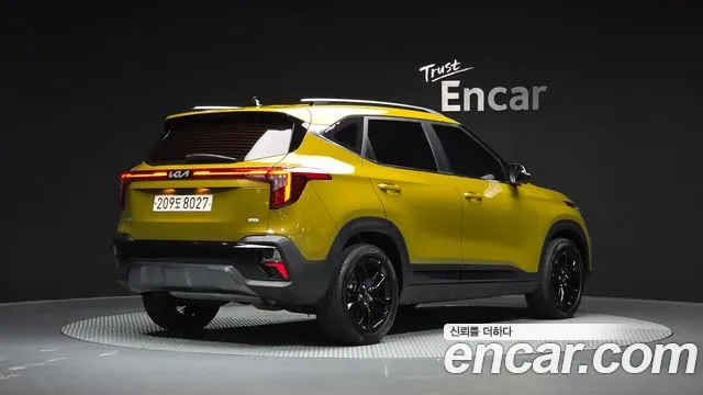 Kia Seltos — Фото автомобиля 2