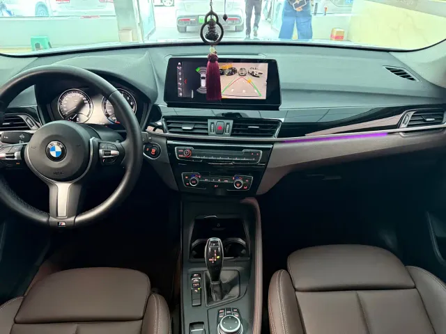 BMW X1 — Фото автомобиля 12