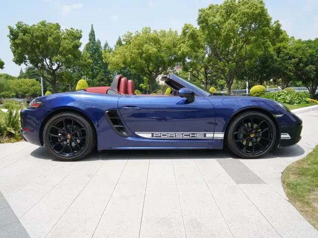 Porsche 718 — Фото автомобиля 10