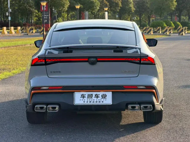 Changan UNI-V — Фото автомобиля 8