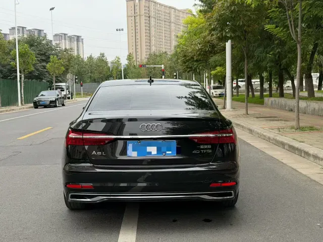 Audi A6L — Фото автомобиля 8