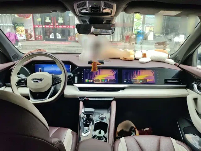 Geely Xingyue L — Фото автомобиля 12