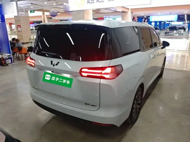 Wuling Starlight 730 — Фото автомобиля 6