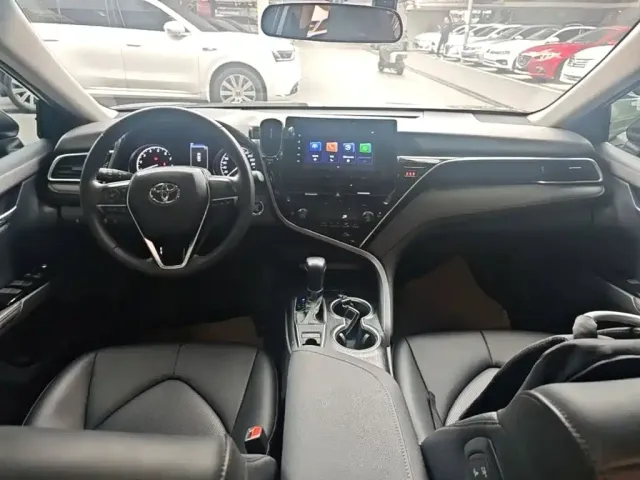 Toyota Camry — Фото автомобиля 9
